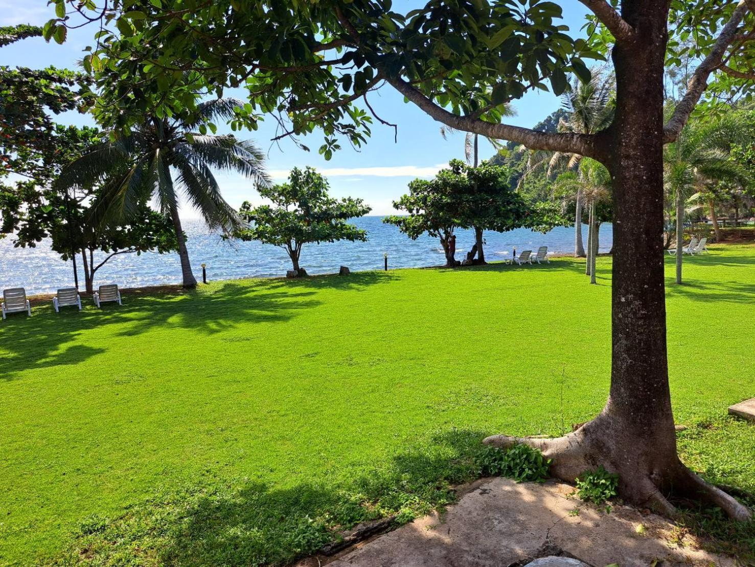 Lomtalay Resort Trat Laem Ngop Экстерьер фото