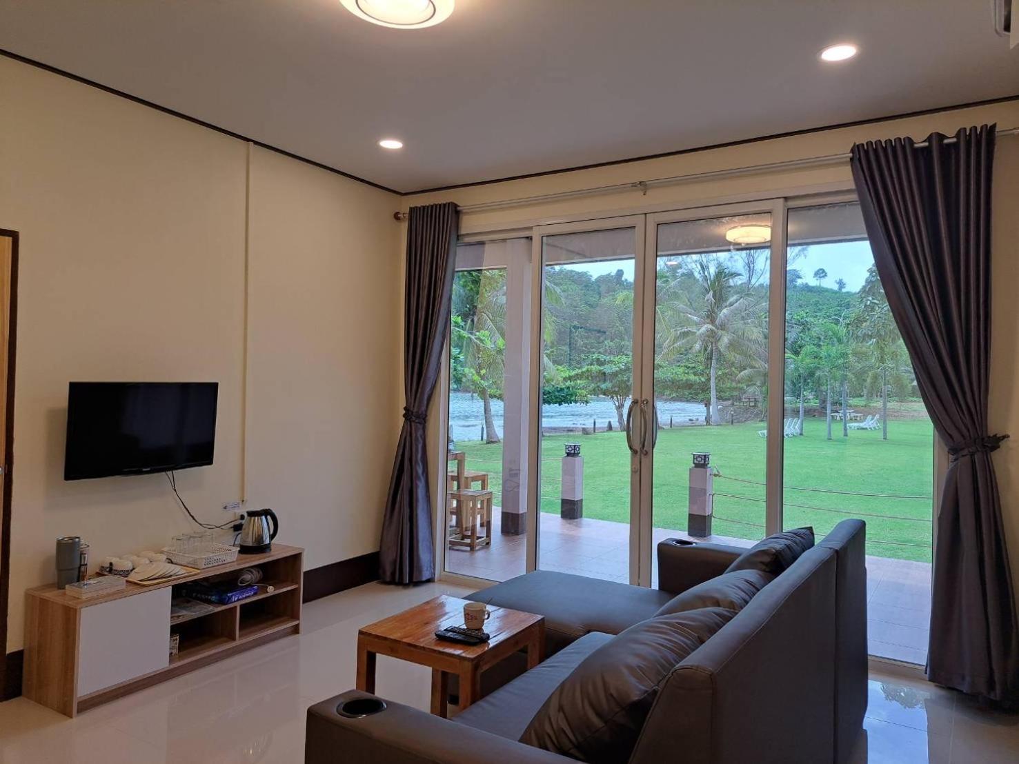 Lomtalay Resort Trat Laem Ngop Экстерьер фото
