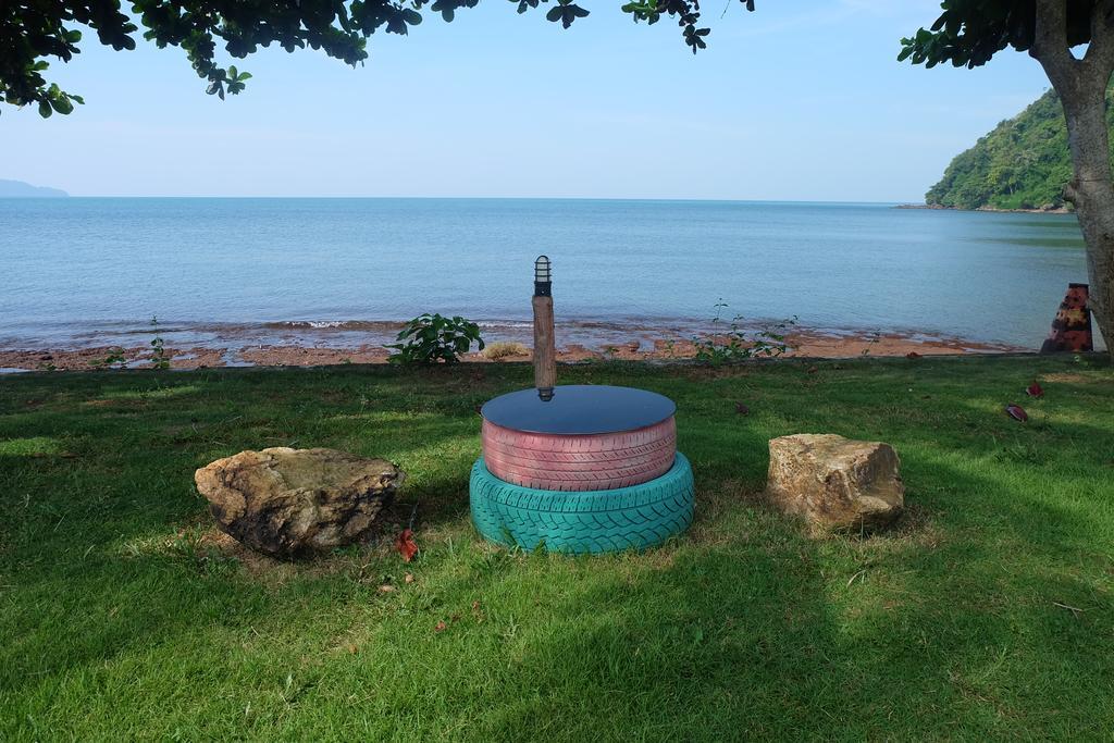 Lomtalay Resort Trat Laem Ngop Экстерьер фото