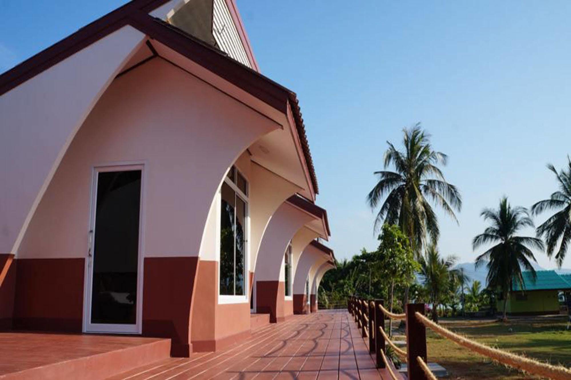 Lomtalay Resort Trat Laem Ngop Экстерьер фото