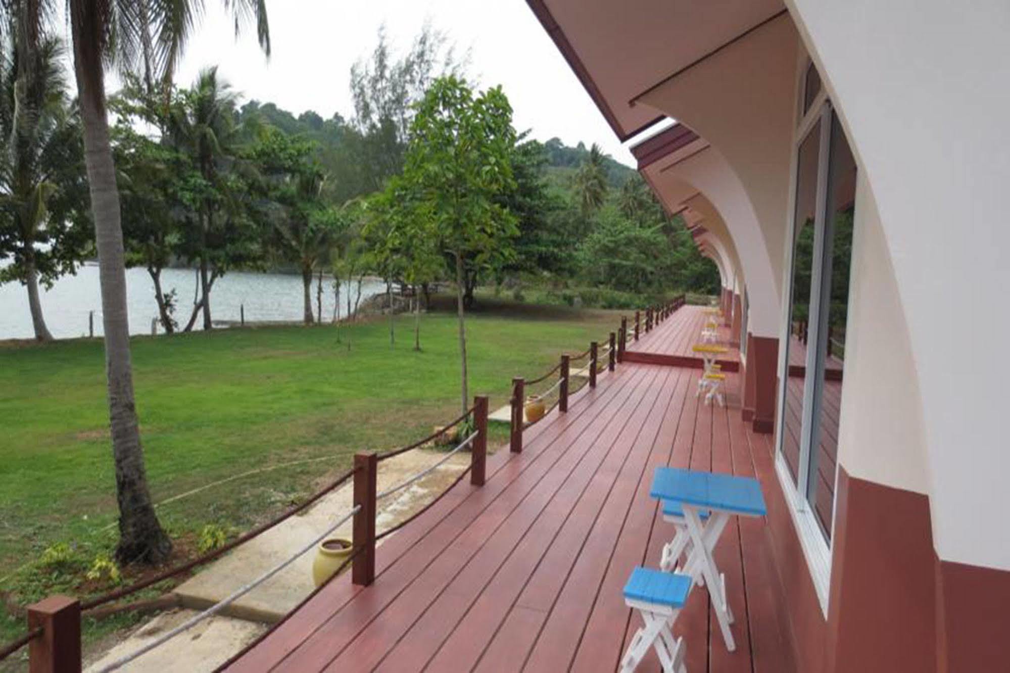 Lomtalay Resort Trat Laem Ngop Экстерьер фото