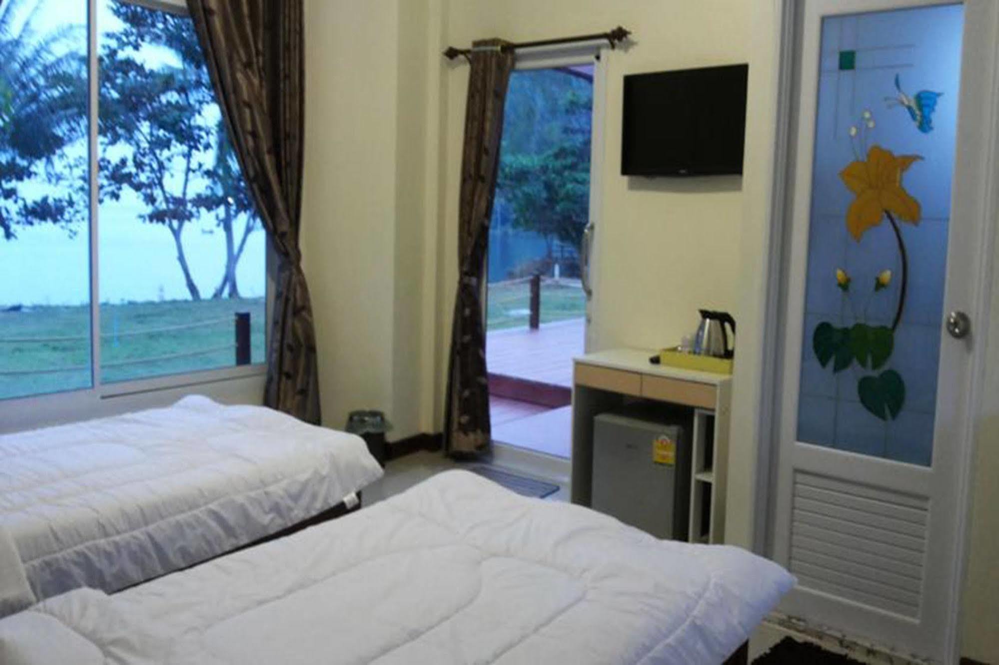 Lomtalay Resort Trat Laem Ngop Экстерьер фото