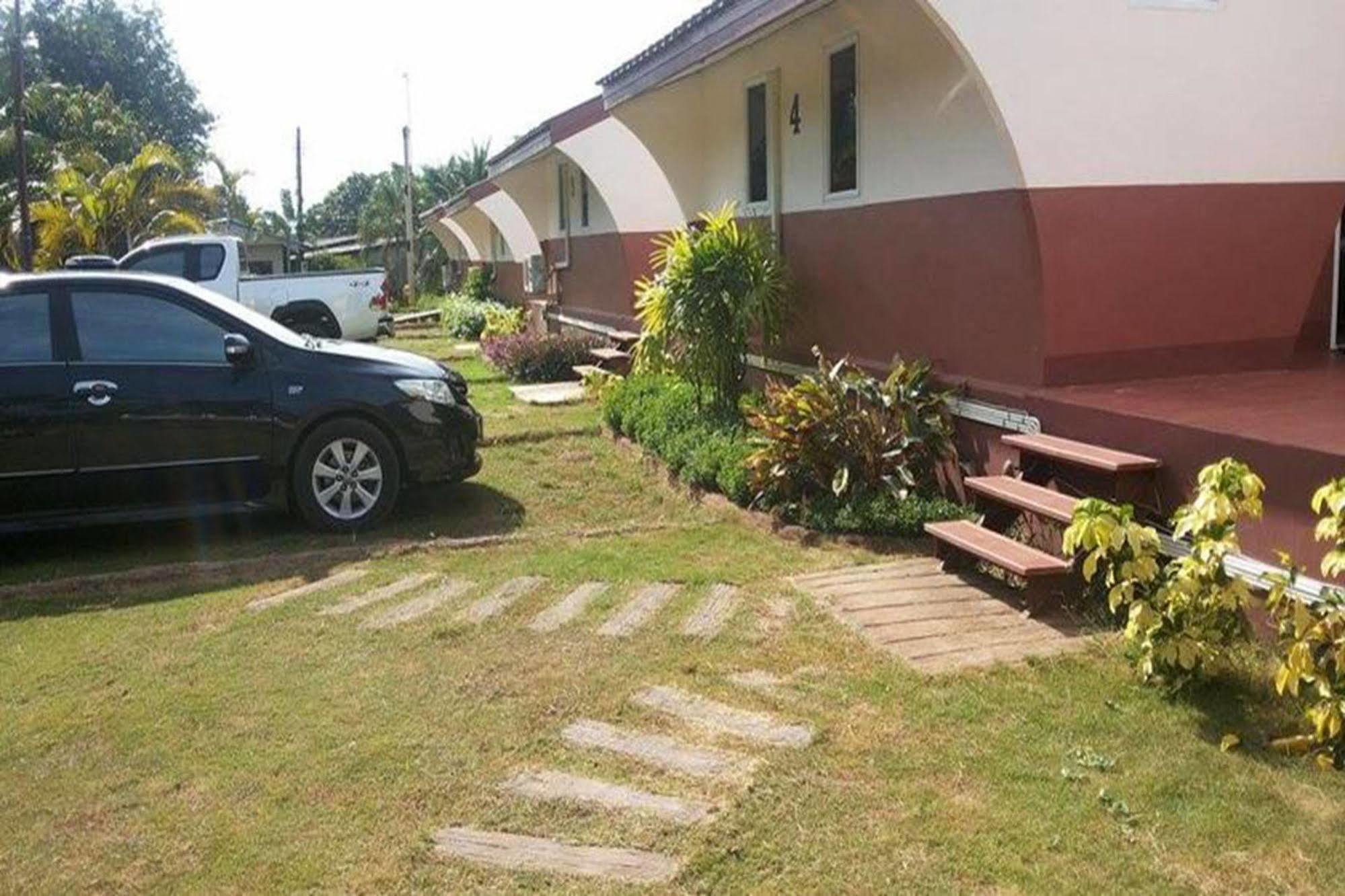 Lomtalay Resort Trat Laem Ngop Экстерьер фото