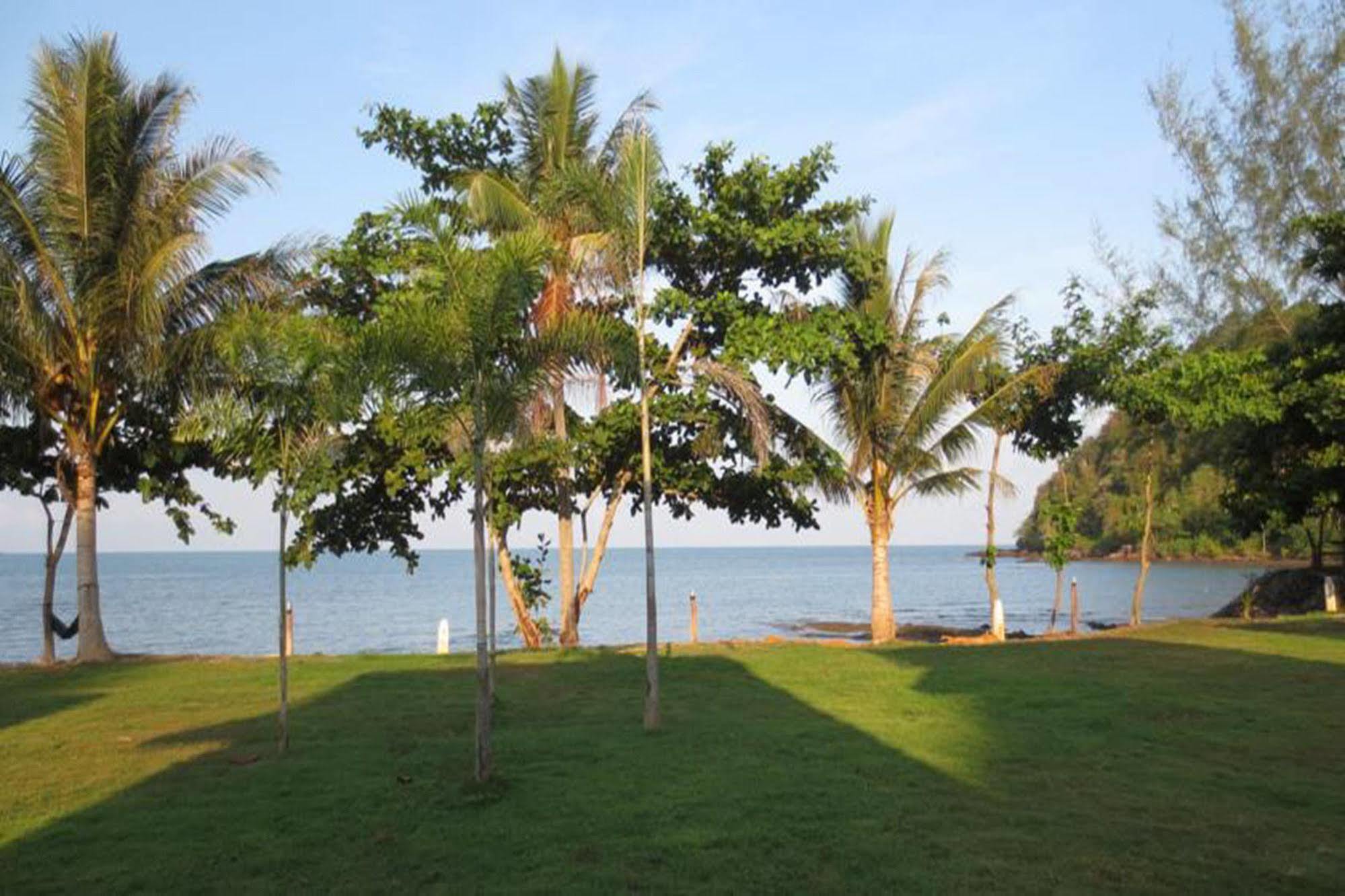 Lomtalay Resort Trat Laem Ngop Экстерьер фото